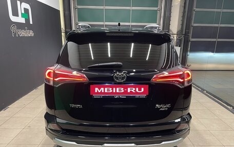 Toyota RAV4, 2018 год, 2 500 000 рублей, 5 фотография