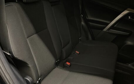 Toyota RAV4, 2018 год, 2 500 000 рублей, 23 фотография