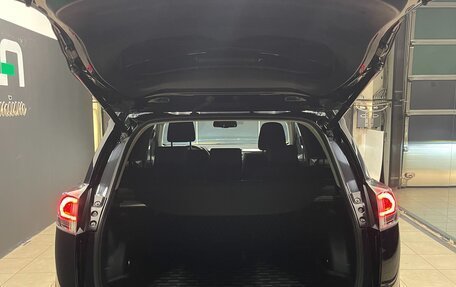 Toyota RAV4, 2018 год, 2 500 000 рублей, 24 фотография