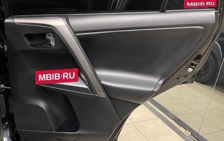 Toyota RAV4, 2018 год, 2 500 000 рублей, 22 фотография