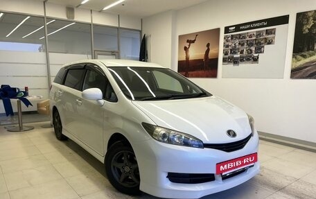 Toyota Wish II, 2011 год, 1 365 000 рублей, 3 фотография