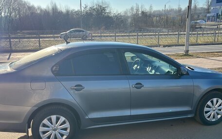 Volkswagen Jetta VI, 2014 год, 975 000 рублей, 2 фотография