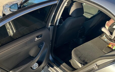 Volkswagen Jetta VI, 2014 год, 975 000 рублей, 14 фотография