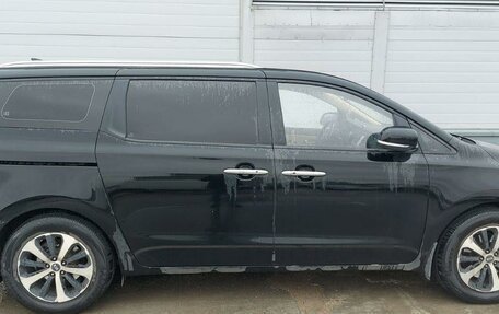 KIA Carnival, 2020 год, 3 200 000 рублей, 6 фотография