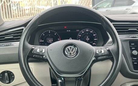 Volkswagen Tiguan II, 2017 год, 2 749 000 рублей, 17 фотография
