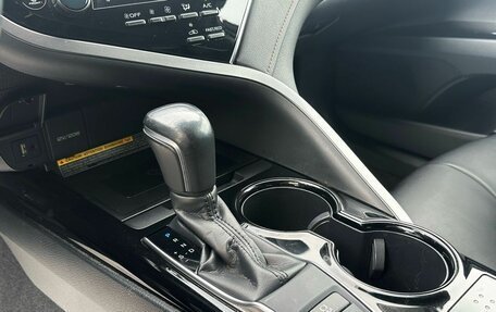 Toyota Camry, 2018 год, 2 649 000 рублей, 22 фотография