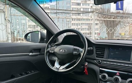 Hyundai Elantra VI рестайлинг, 2019 год, 1 399 000 рублей, 10 фотография