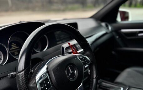 Mercedes-Benz C-Класс, 2011 год, 1 350 000 рублей, 25 фотография