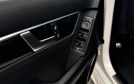 Mercedes-Benz C-Класс, 2011 год, 1 350 000 рублей, 27 фотография