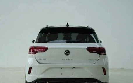 Volkswagen T-Roc I, 2022 год, 1 580 000 рублей, 5 фотография