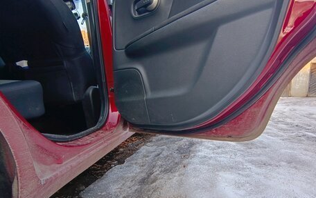 Nissan Note II рестайлинг, 2010 год, 630 000 рублей, 5 фотография