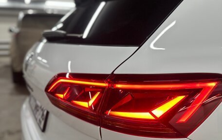 Volkswagen Touareg III, 2018 год, 6 100 000 рублей, 11 фотография