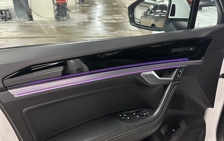 Volkswagen Touareg III, 2018 год, 6 100 000 рублей, 17 фотография