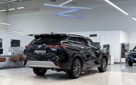 Toyota Highlander, 2025 год, 5 650 000 рублей, 8 фотография