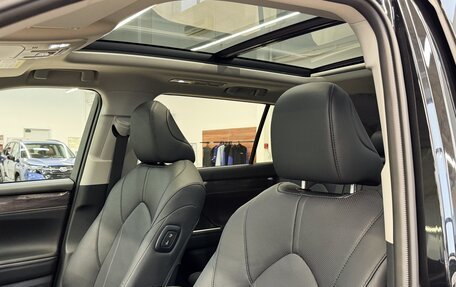 Toyota Highlander, 2025 год, 5 650 000 рублей, 14 фотография