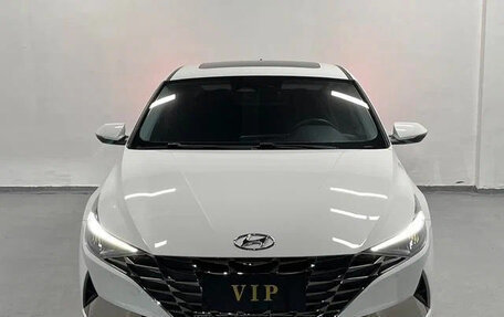 Hyundai Elantra, 2022 год, 1 220 000 рублей, 2 фотография