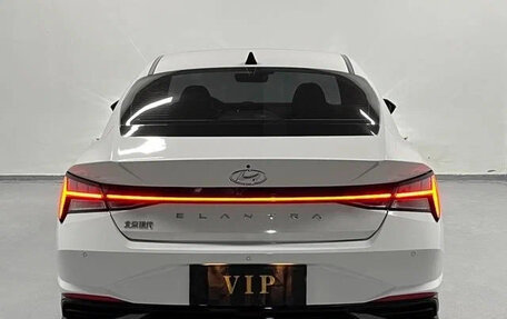 Hyundai Elantra, 2022 год, 1 220 000 рублей, 5 фотография