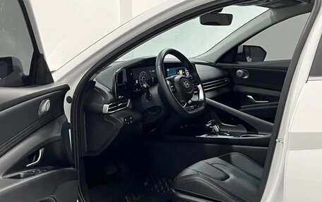 Hyundai Elantra, 2022 год, 1 220 000 рублей, 9 фотография