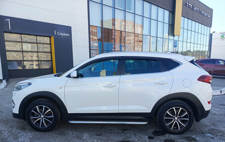 Hyundai Tucson III, 2018 год, 2 240 000 рублей, 10 фотография