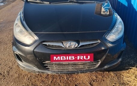 Hyundai Solaris II рестайлинг, 2011 год, 565 000 рублей, 4 фотография