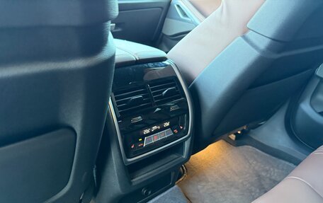 BMW X6, 2023 год, 12 000 000 рублей, 20 фотография