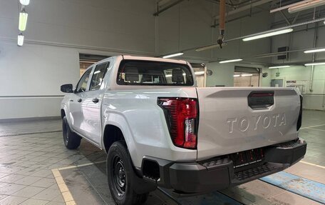 Toyota Hilux, 2025 год, 7 700 000 рублей, 6 фотография