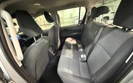 Toyota Hilux, 2025 год, 7 700 000 рублей, 12 фотография