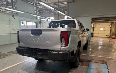 Toyota Hilux, 2025 год, 7 700 000 рублей, 18 фотография