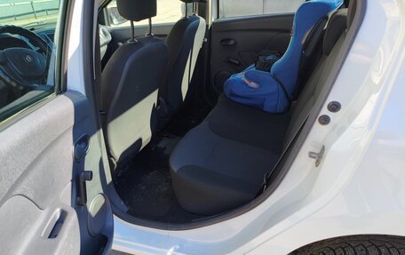 Renault Logan II, 2014 год, 595 000 рублей, 9 фотография