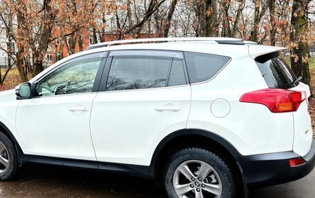 Toyota RAV4, 2015 год, 2 270 000 рублей, 2 фотография