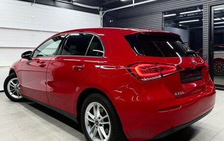 Mercedes-Benz A-Класс, 2018 год, 2 290 000 рублей, 6 фотография