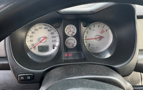 Mitsubishi Outlander III рестайлинг 3, 2004 год, 350 000 рублей, 6 фотография