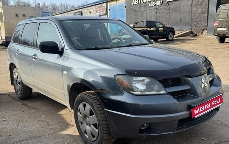 Mitsubishi Outlander III рестайлинг 3, 2004 год, 350 000 рублей, 3 фотография