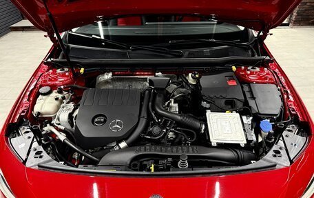 Mercedes-Benz A-Класс, 2018 год, 2 290 000 рублей, 24 фотография