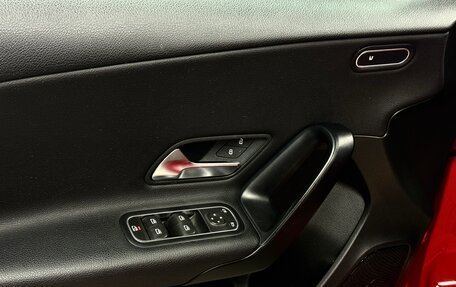 Mercedes-Benz A-Класс, 2018 год, 2 290 000 рублей, 28 фотография