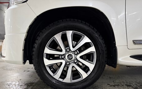 Toyota Land Cruiser 200, 2018 год, 5 990 000 рублей, 16 фотография