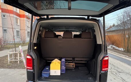 Volkswagen Caravelle T6 рестайлинг, 2019 год, 3 350 000 рублей, 6 фотография