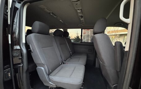 Volkswagen Caravelle T6 рестайлинг, 2019 год, 3 350 000 рублей, 5 фотография