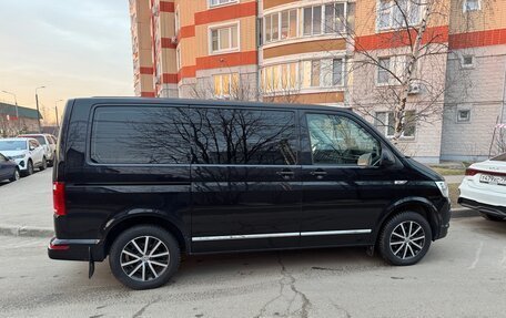 Volkswagen Caravelle T6 рестайлинг, 2019 год, 3 350 000 рублей, 10 фотография