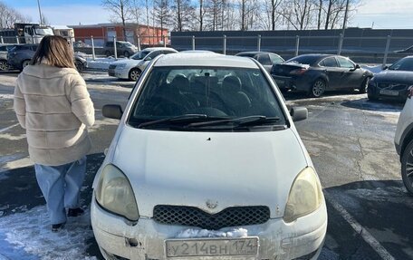 Toyota Vitz, 2004 год, 350 000 рублей, 2 фотография