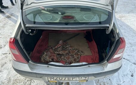 Renault Symbol I, 2005 год, 200 000 рублей, 10 фотография