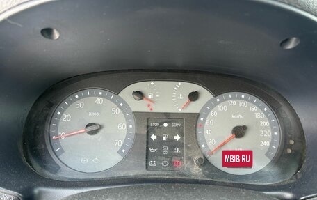 Renault Symbol I, 2005 год, 200 000 рублей, 5 фотография