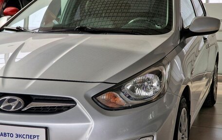 Hyundai Solaris II рестайлинг, 2011 год, 899 000 рублей, 2 фотография