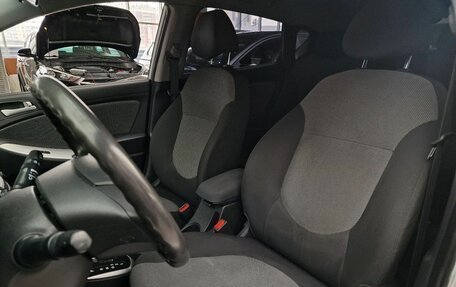 Hyundai Solaris II рестайлинг, 2011 год, 899 000 рублей, 19 фотография