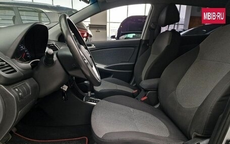 Hyundai Solaris II рестайлинг, 2011 год, 899 000 рублей, 13 фотография