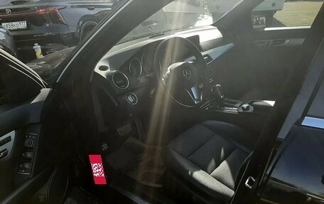 Mercedes-Benz C-Класс, 2011 год, 1 550 000 рублей, 13 фотография