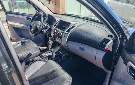 Mitsubishi Pajero Sport II рестайлинг, 2012 год, 1 655 000 рублей, 7 фотография