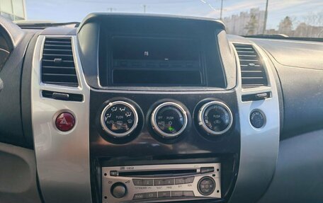 Mitsubishi Pajero Sport II рестайлинг, 2012 год, 1 655 000 рублей, 14 фотография