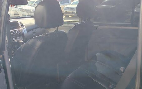 Mitsubishi Pajero Sport II рестайлинг, 2012 год, 1 655 000 рублей, 12 фотография