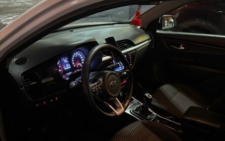 KIA Rio IV, 2018 год, 749 000 рублей, 9 фотография